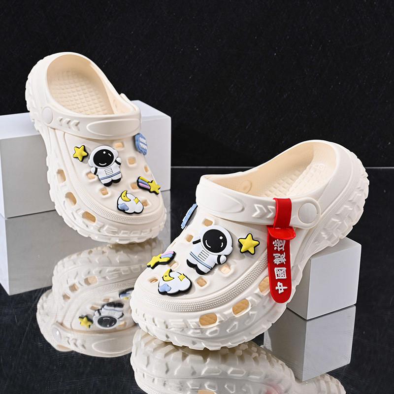 Summer Kids Cartoon Eva Clogs For Boys And Girls Breathable Non-slip Beach Shoes In Various Colors And Sizes For Outdoor Fun
