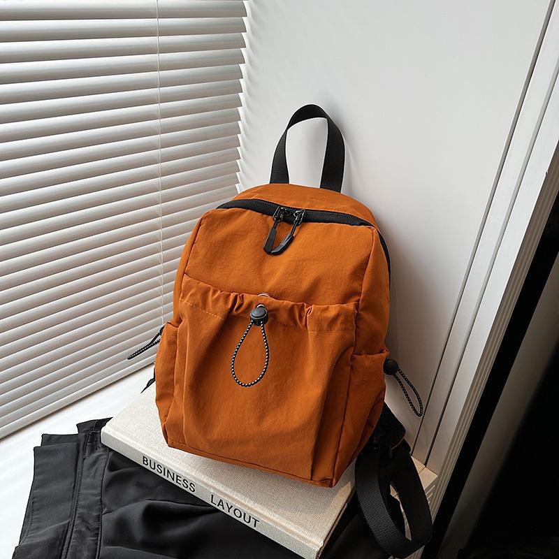 Summer new lightweight casual versatile shoulder bag men's and women's breast bag travel commuter messenger bag