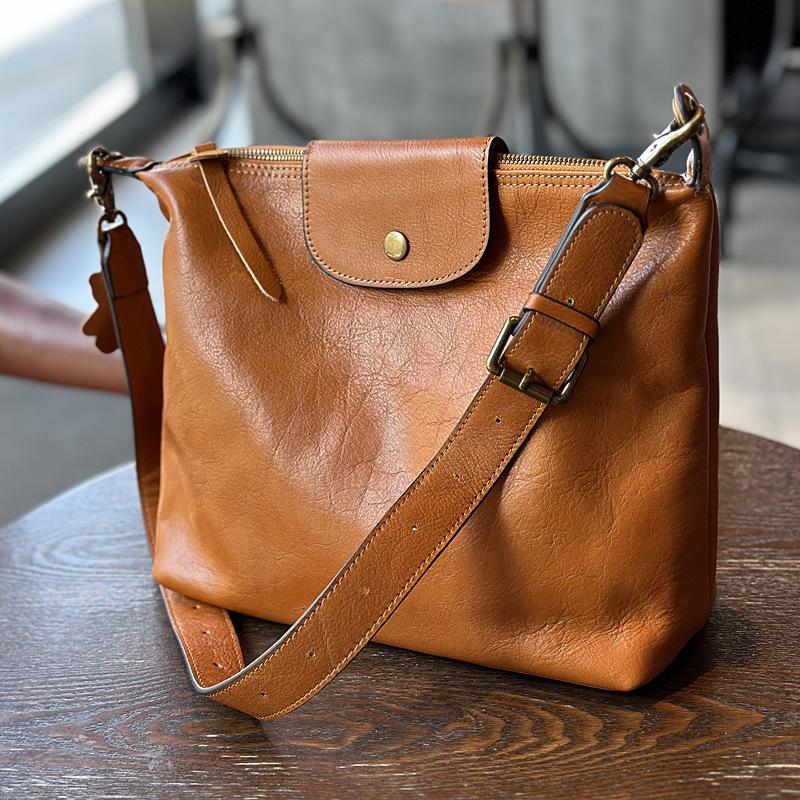 Women s 2026 Retro Genuine Leather Cowhide Shoulder Bag, Simple Casual Style with Large Capacity