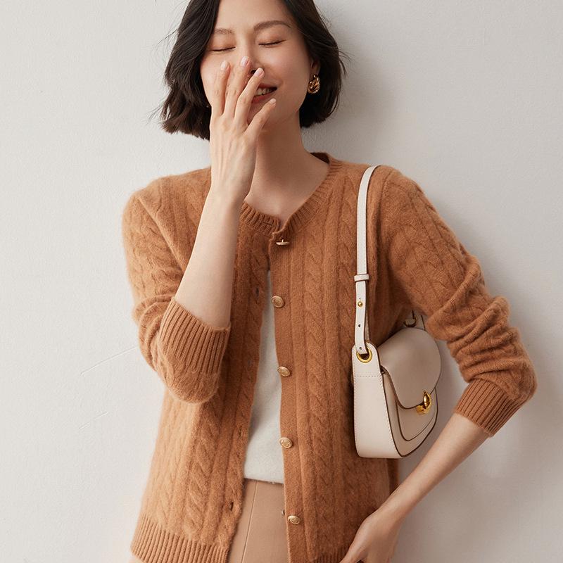 Women's Loose Fit Cashmere Cable Knit Cardigan - Long Sleeve, Round Neck, Autumn/Winter 2024 Collection