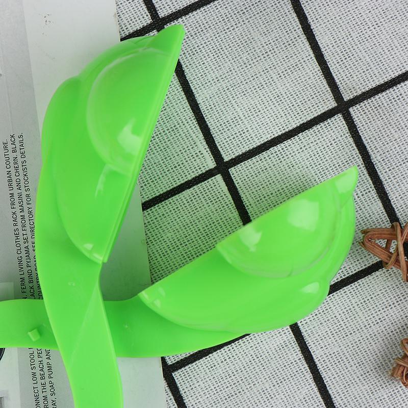 Cartoon Lovely Duck Shaped Snowball Maker Clip Children Outdoor Toy