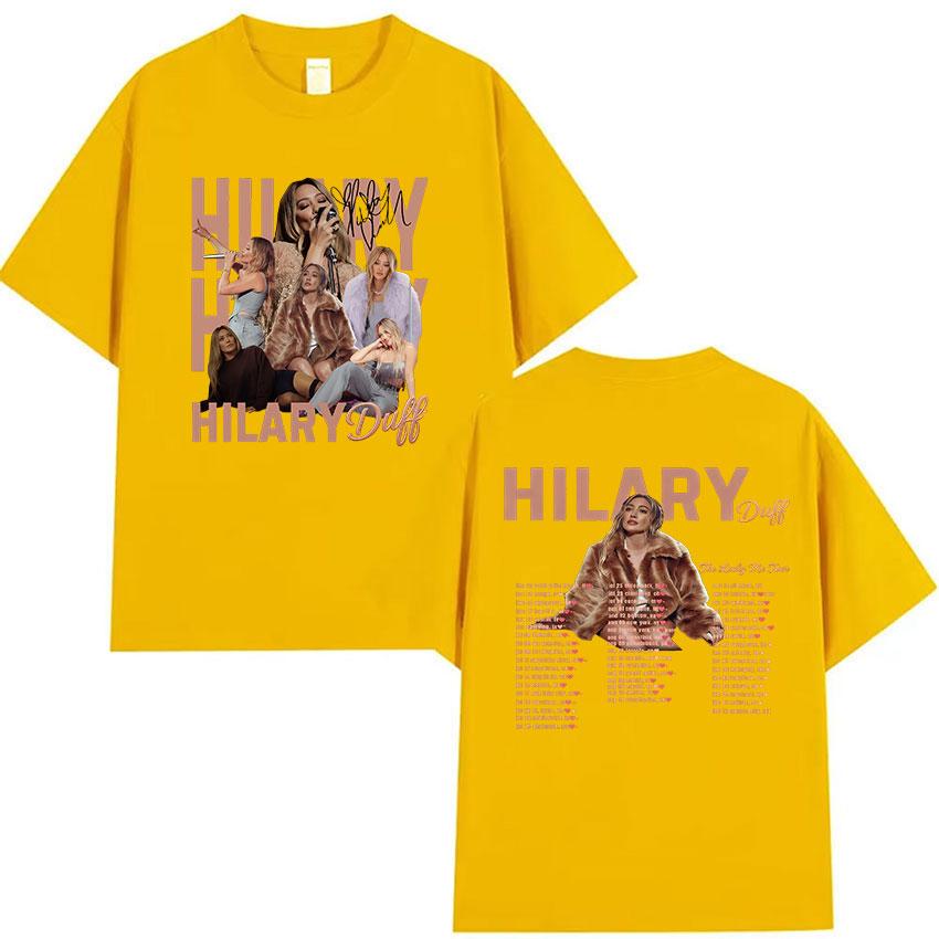 Hilary Duff The Lucky Me Tour 2026 Maglietta Grafica Unisex Donna Harajuku Retro Oversize Cotone Maglietta Abbigliamento Estetico Magliette
