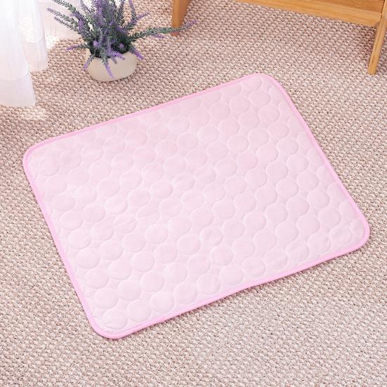 Dog Cooling Mat, Self-Cooling Summer Pet Mat, Breathable Ice Silk Cooling Pad, Washable Portable Self-Cooling Mat for Large Small Dogs Cats