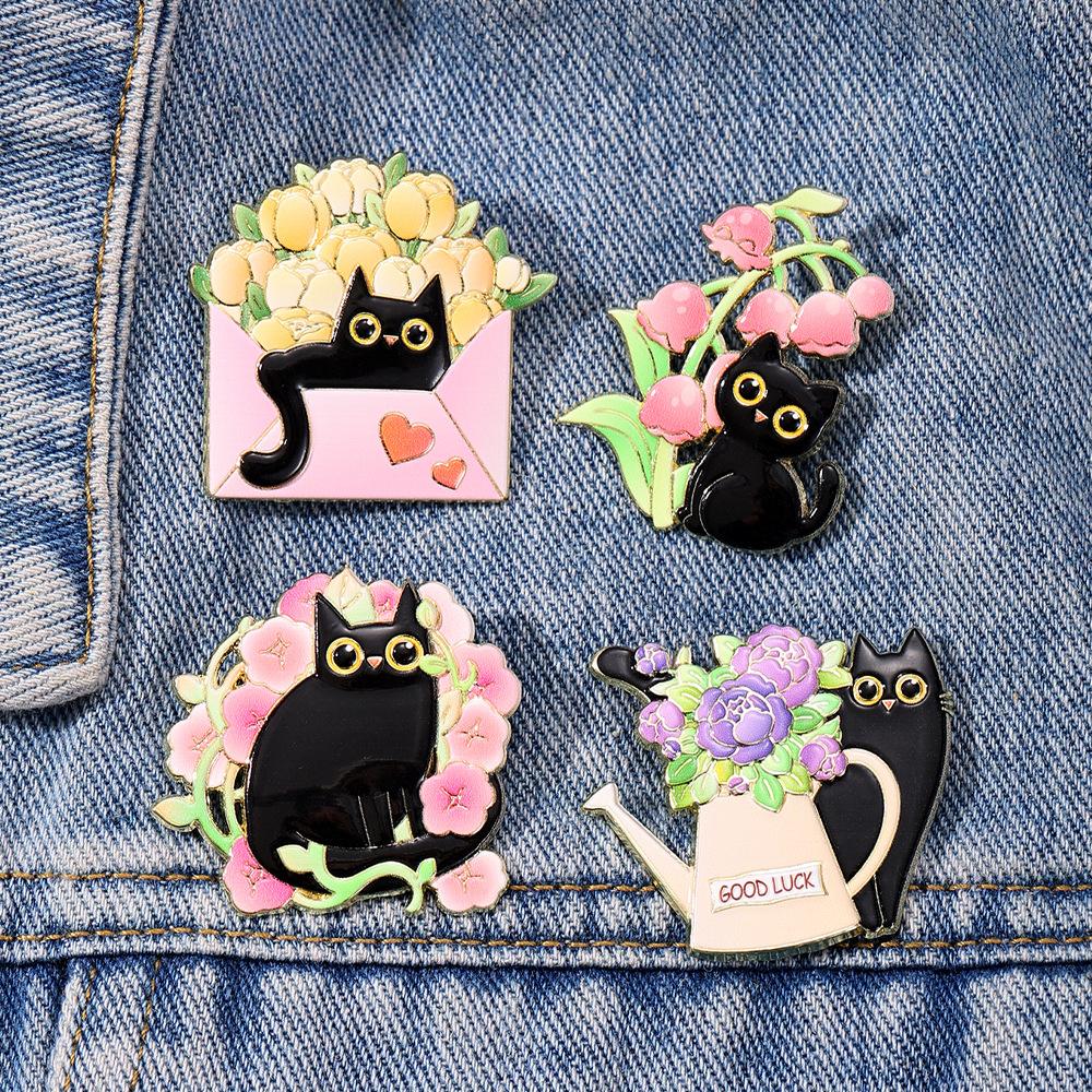 Außenhandel neue Pflanze Blume Katze Brosche Klein Frisch und Niedlich Tier Topfpflanze Schwarze Katze Metallabzeichen Kleines Geschenk
