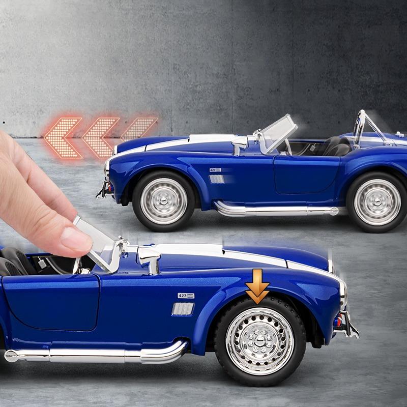Simulation 1:22 Scale Classical Shelby AC Cobra Alloy Car Model with Sound Light Collection Diecast Metal Miniature Voiture