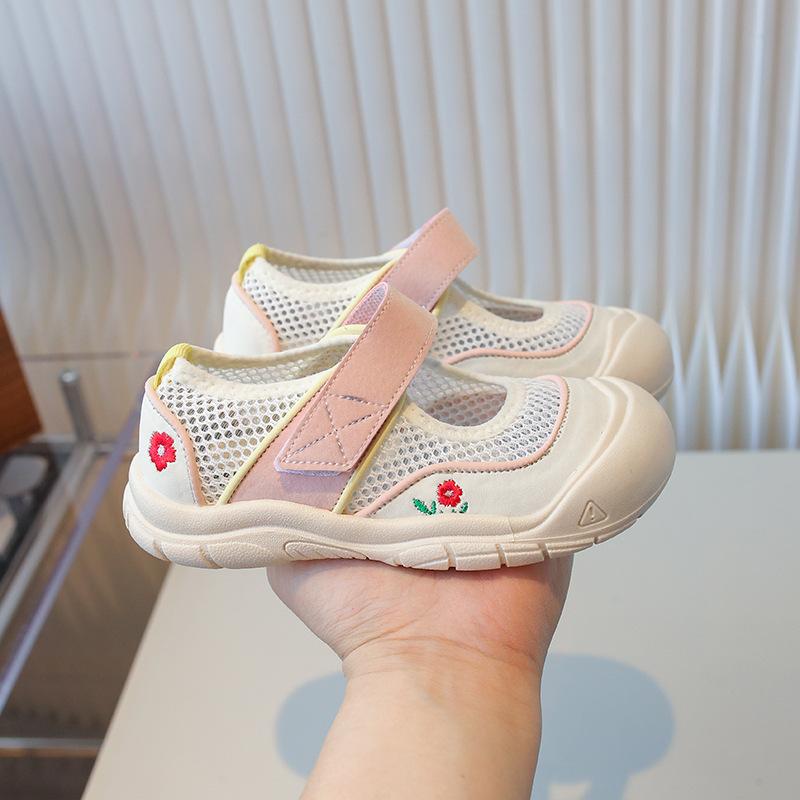 2025 Spring and Autumn New Children's Sports Shoes Girls Anti-collision Sandals Mesh Breathable Soft Sole Non-slip Casual Shoes Single Shoes