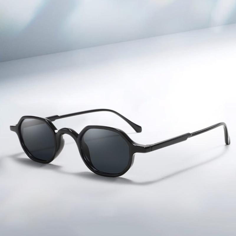 Vintage Small Frame Square Sunglasses For Women Men Summer Luxury Sun Glasses Punk Hip Hop Classic Sunshade Sunglasses Gifts