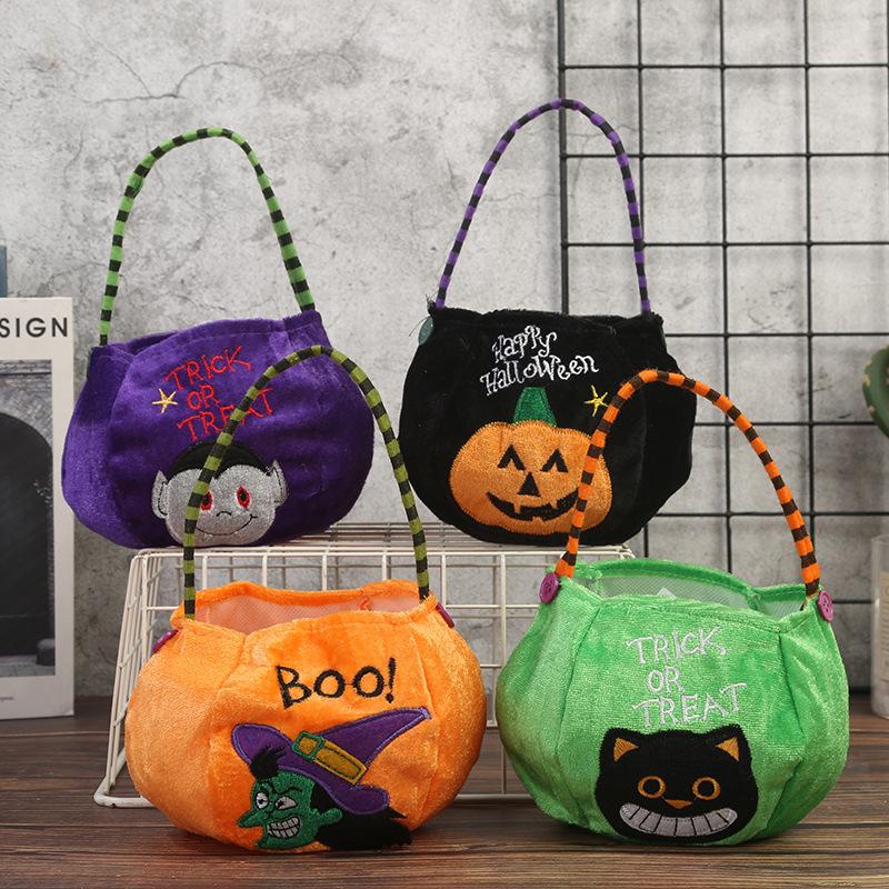 Pumpkin Lantern Trick-or-Treat Candy Bag for Kids - Halloween Handheld Decoration and Small Gift Prop