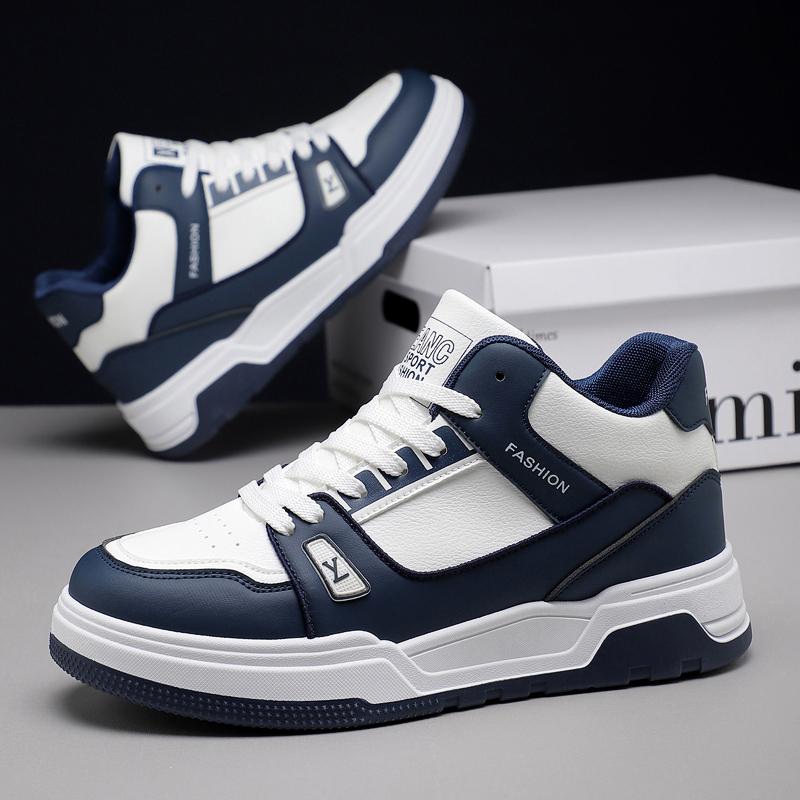New Men's Classic Four Seasons Fashion Middle Top Skateboarding Shoes Comfortable Soft Sole Sneakers