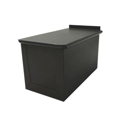 Matsunaga Manufacturing MB Teflon-Coated Authentic Half-Loaf Bread Pan, Black