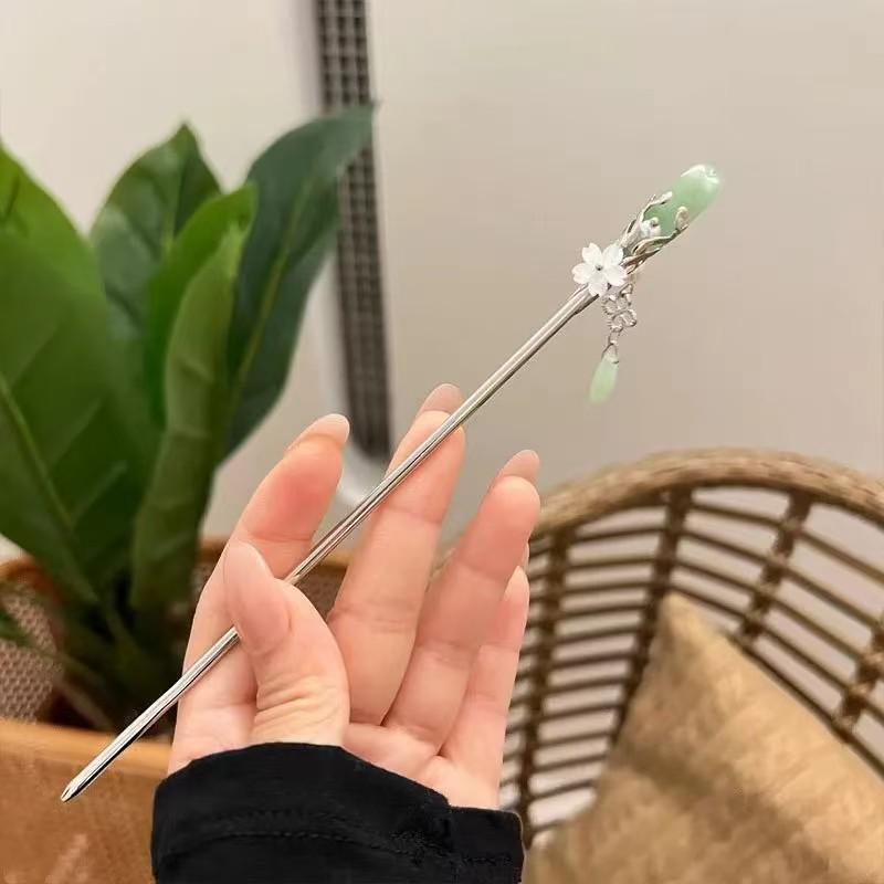 Retro Ethnic Hairpin: Glazed Water Drop Silver Tassel Hanfu Stick