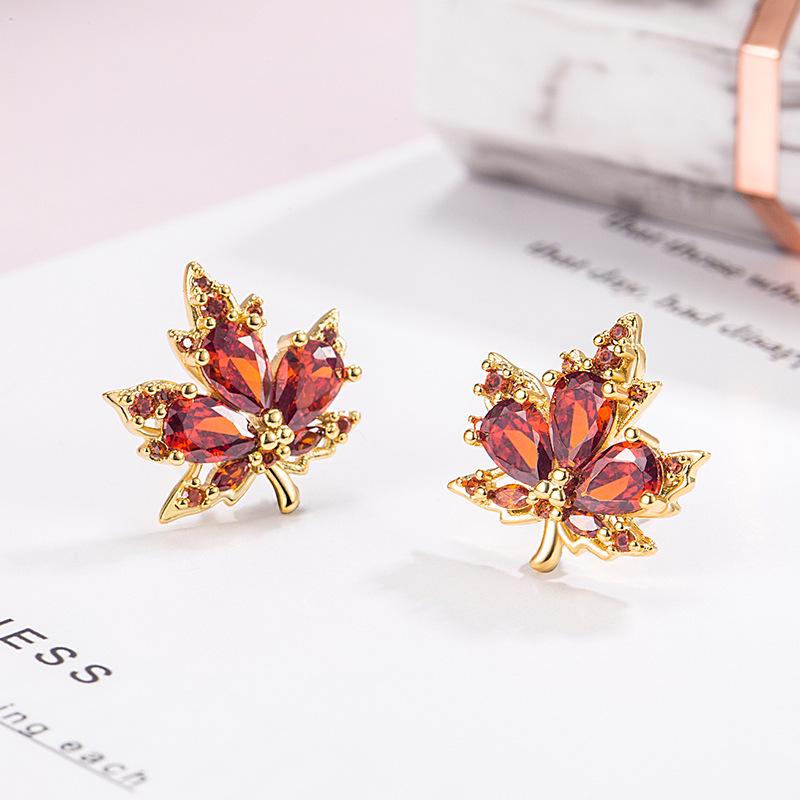 Boucles d'oreilles Feuille d'érable Zircon Rouge Automne - Tendance Nouvel An 2023