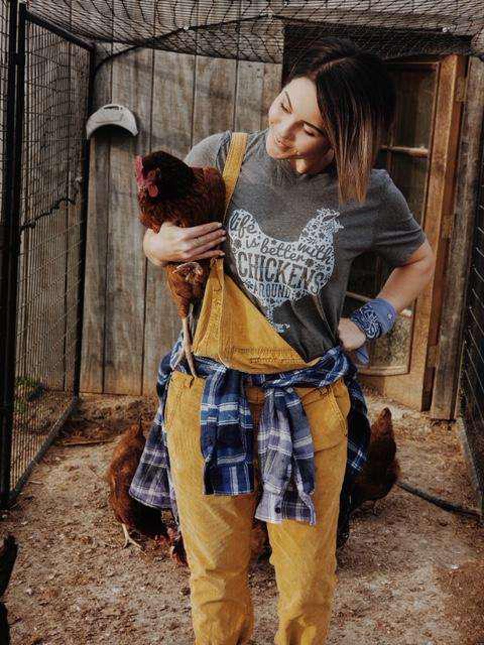 Life is Better with Chickens Around | Southern T-Shirt | Ruby s Rubbish® XL