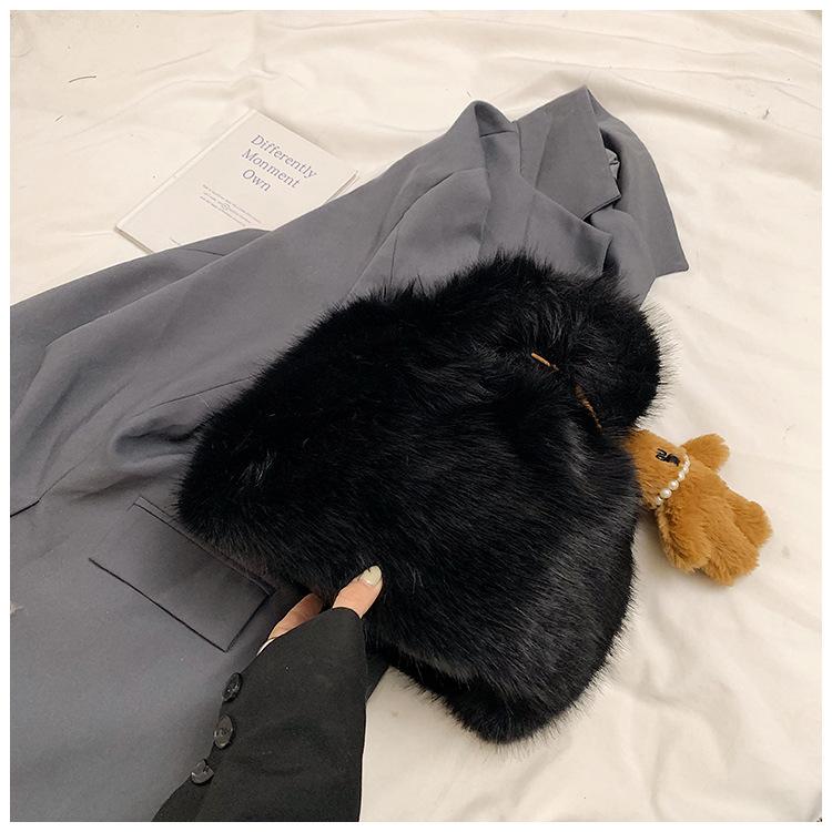 Korean Version of Fashion Plush Bag Women's Shoulder Bag 2025 Autumn and Winter New Hand Carry Plush Bag Cute Bear Bag