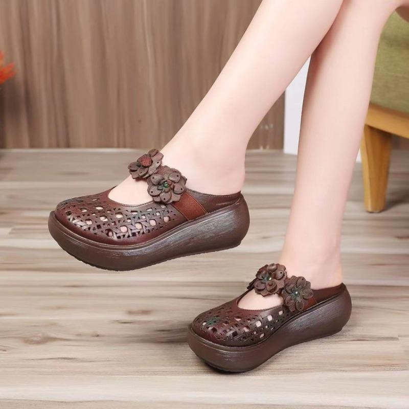 New Soft Leather Shoes for Women, Retro Wedge Heel, Toe Cap, Half-slipper, Hollowed-out Cool Slippers