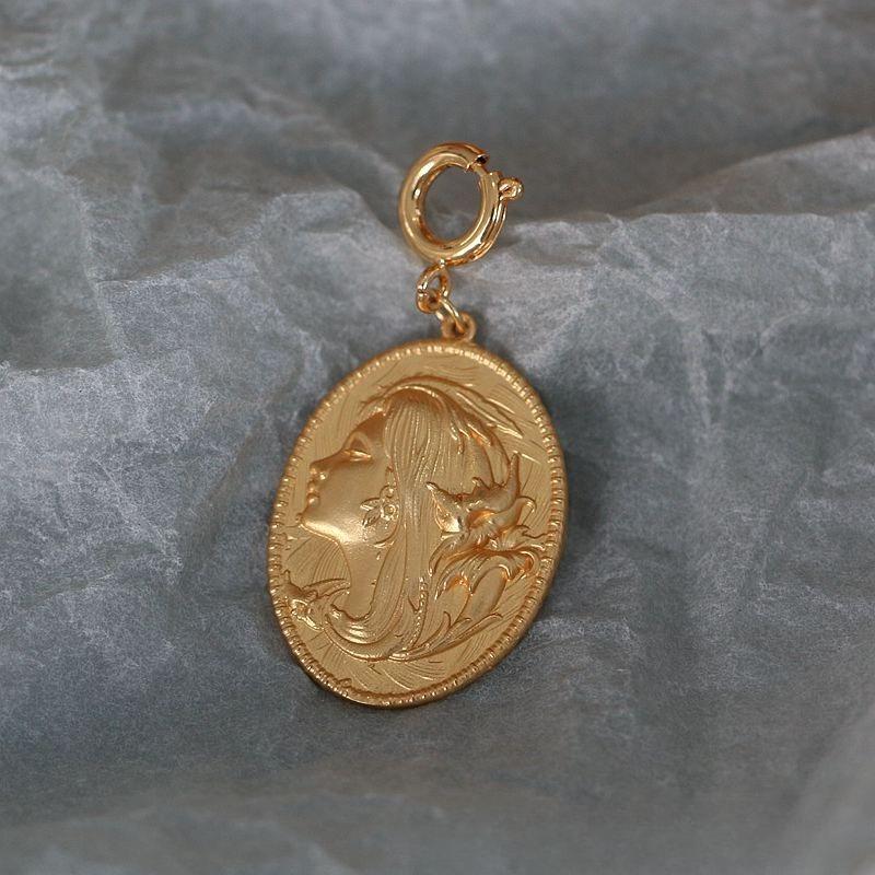 

Medieval Seiko Hand Carved Muse Like Baroque Pearl Earrings