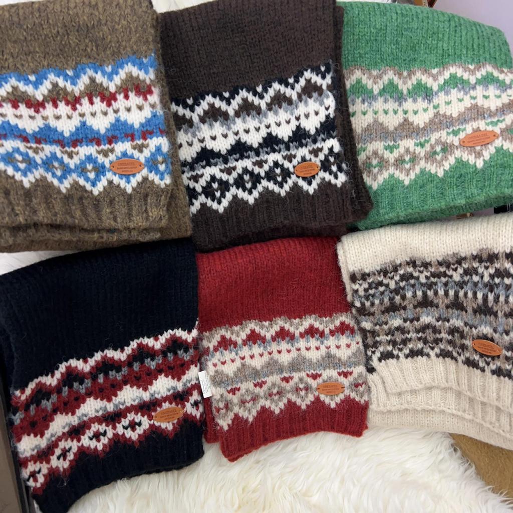 2024 Fair Isle Grüner Strickschal: Winter Koreanischer Stil, Weihnachtsatmosphäre, Dicker & Warmer Nackenwärmer für Männer & Frauen