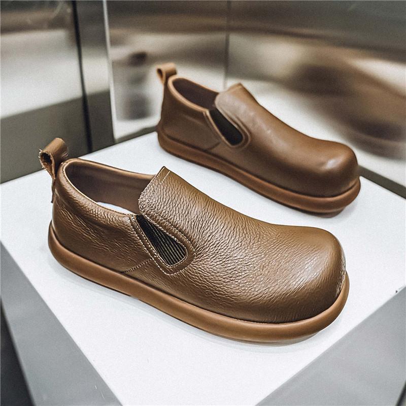 Fashion Men Casual Shoes Luxury Brand Man Loafers Black Leather Shoes Formal Business Shoes Lightweight Walking Shoes Boat Shoes
