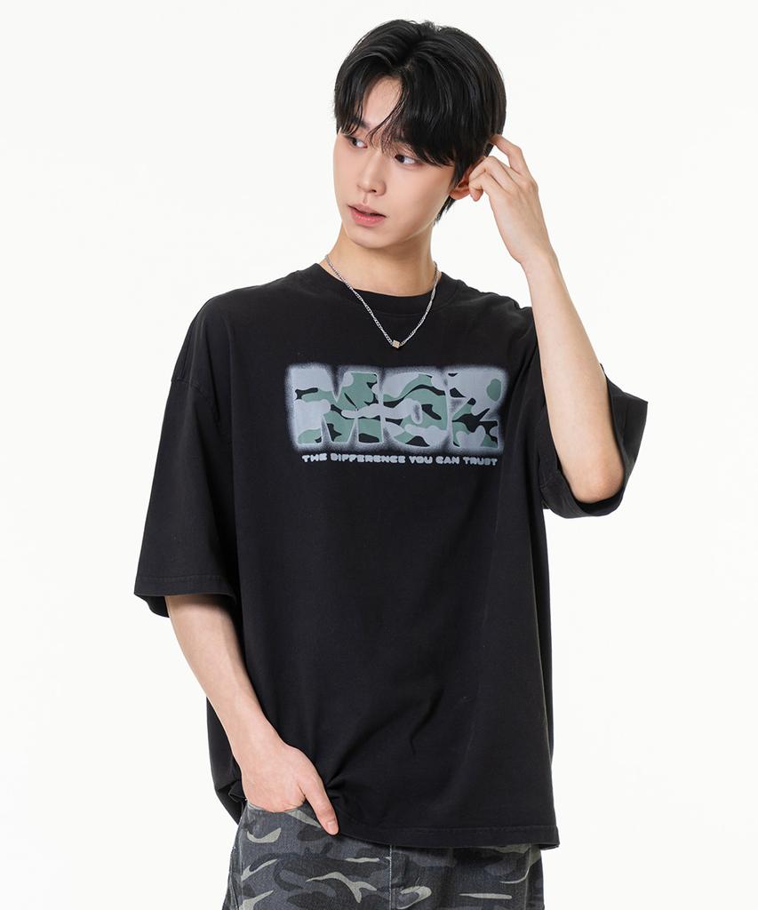 MOZMOZ Camo Logo 2-Type Pigment Short Sleeve T-Shirt Black