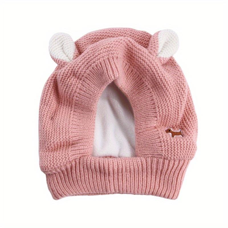 Winter Is Coming! Keep Your Pet Warm and Snug with This Adorable Knitted Hat