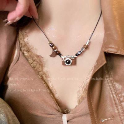 Vintage Coffee Color Camera Beaded Necklace Women's Autumn and Winter Niche Design Sweater Chain Accessories Sweet Cool Girl Sweater Chain