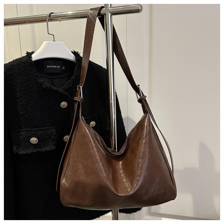 Retro Style Faux Leather Tote Bag for Women Large Capacity Shoulder Handbag