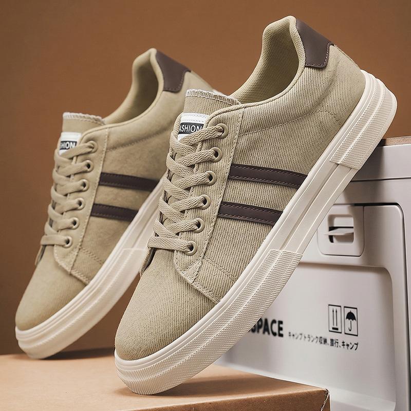 New Men's Classic Four Seasons Fashion Low Top Skateboarding Shoes Comfortable Soft Sole Sneakers