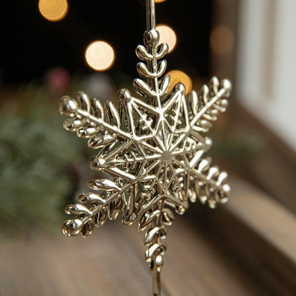 Gifts Gold Christmas Candle Holder Hollow Out Iron Candlestick Stand Christmas Tree Candle Stand Window Decor