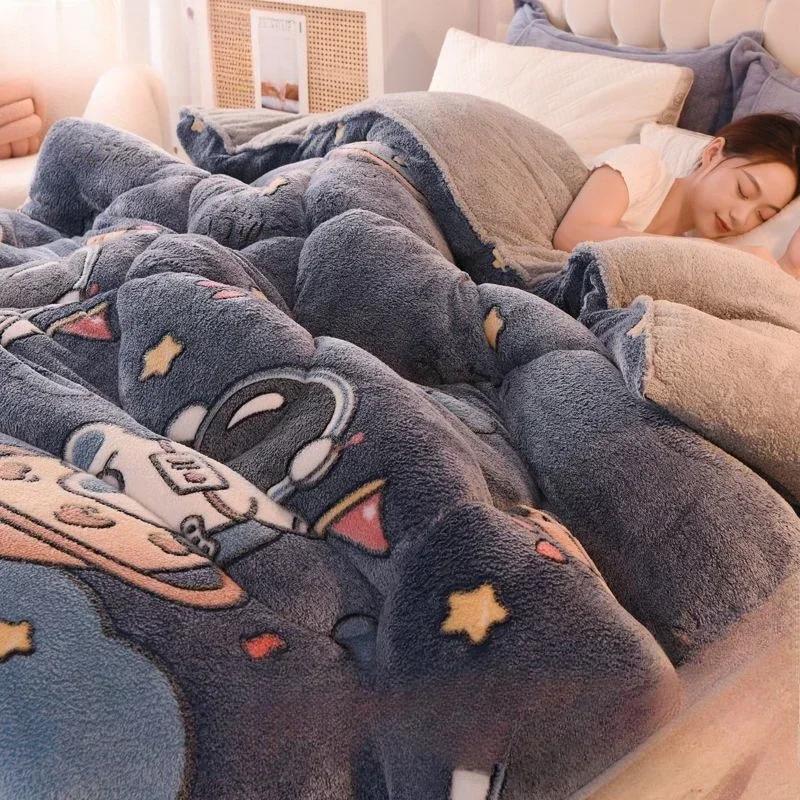 Double Sided Velvet Thickened and Encrypted Winter Quilt Soft and Skin Friendly Lamb Wool Winter Duvet Breathable Single Blanket