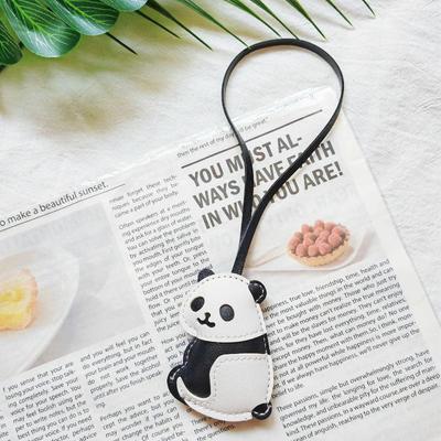 Cat Panda Handmade Leather Pendant Keyrings Cute Car Backpack Keychain For Animal Lovers Bag Accessories Charm Jewelry Gift