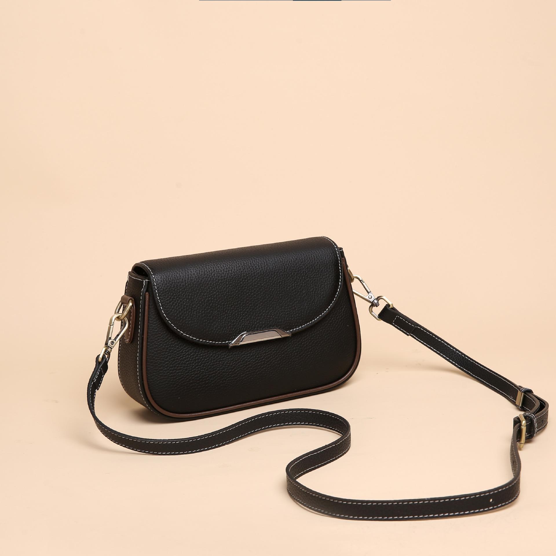 

Женская сумка кроссбоди из коровьей кожи большой вместимости чёрный