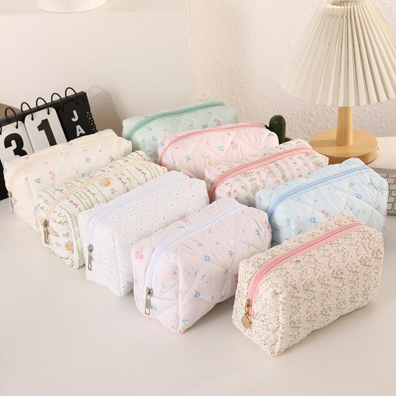 Soft Quilted Octagonal Makeup Bag With Floral Pattern For Girls And Travel