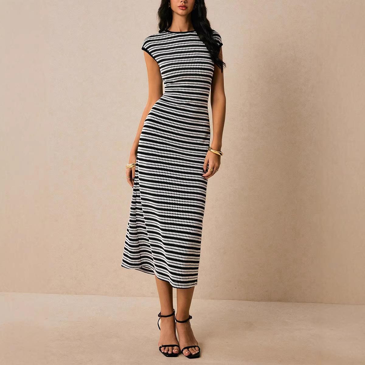 Women s Black and White Stripe Knitted Dress Short Sleeve Bodycon Midi Dress S
