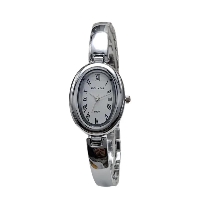 Famous Brand Oval Dial Bracelet Women Watches Fashion Women Gold Watch Strap Adjustable Bracelet Quartz Wristwatch Luxury Clock