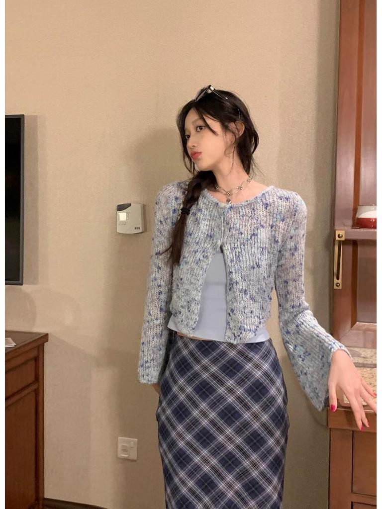 Women's Retro Blue Plaid High-Waist Fishtail Skirt – Korean Style, Slimming Mid-Length, Versatile for Autumn