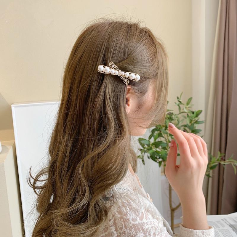 2023 Trendy Korean Dongdaemun Pearl Diamond Cross Hair Clip for Girls
