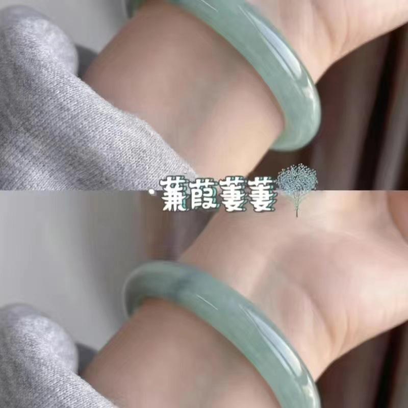 One-Step Glass-Like Jade Bangle: Xiaohongshu Style, Natural Buzhichun Ice-Clear, Women's High-Ice Round Design.