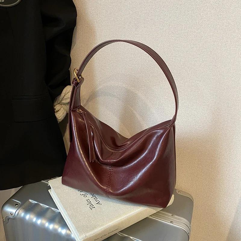 Fashion Solid Color PU Zipper Women's Shoulder Bag 2026 New Soft Versatile Simple Handbag Large Capacity Popular Crossbody Bags