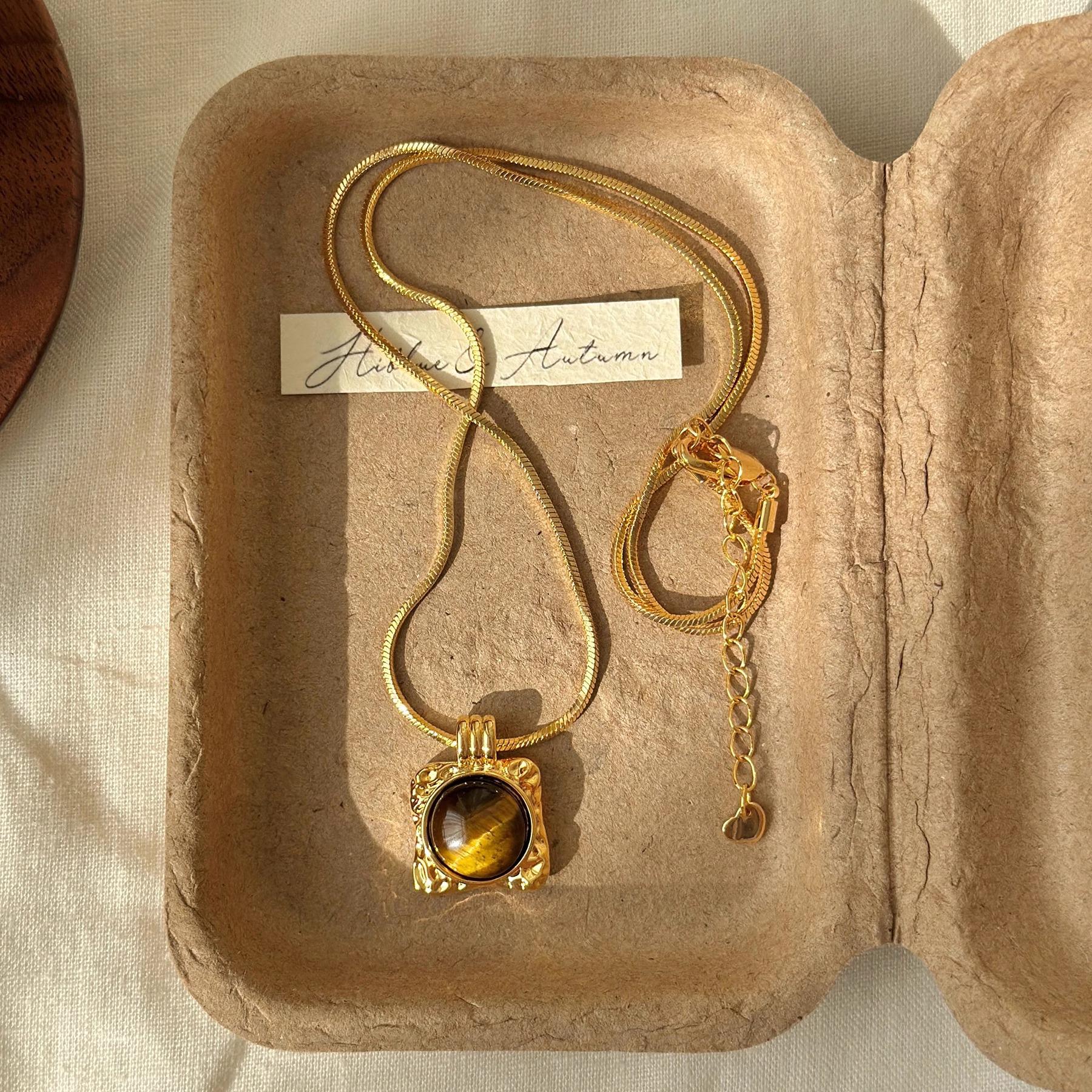 

Gold-Plated Tiger Eye Pendant Necklace - Retro Y2K Clavicle Chain
