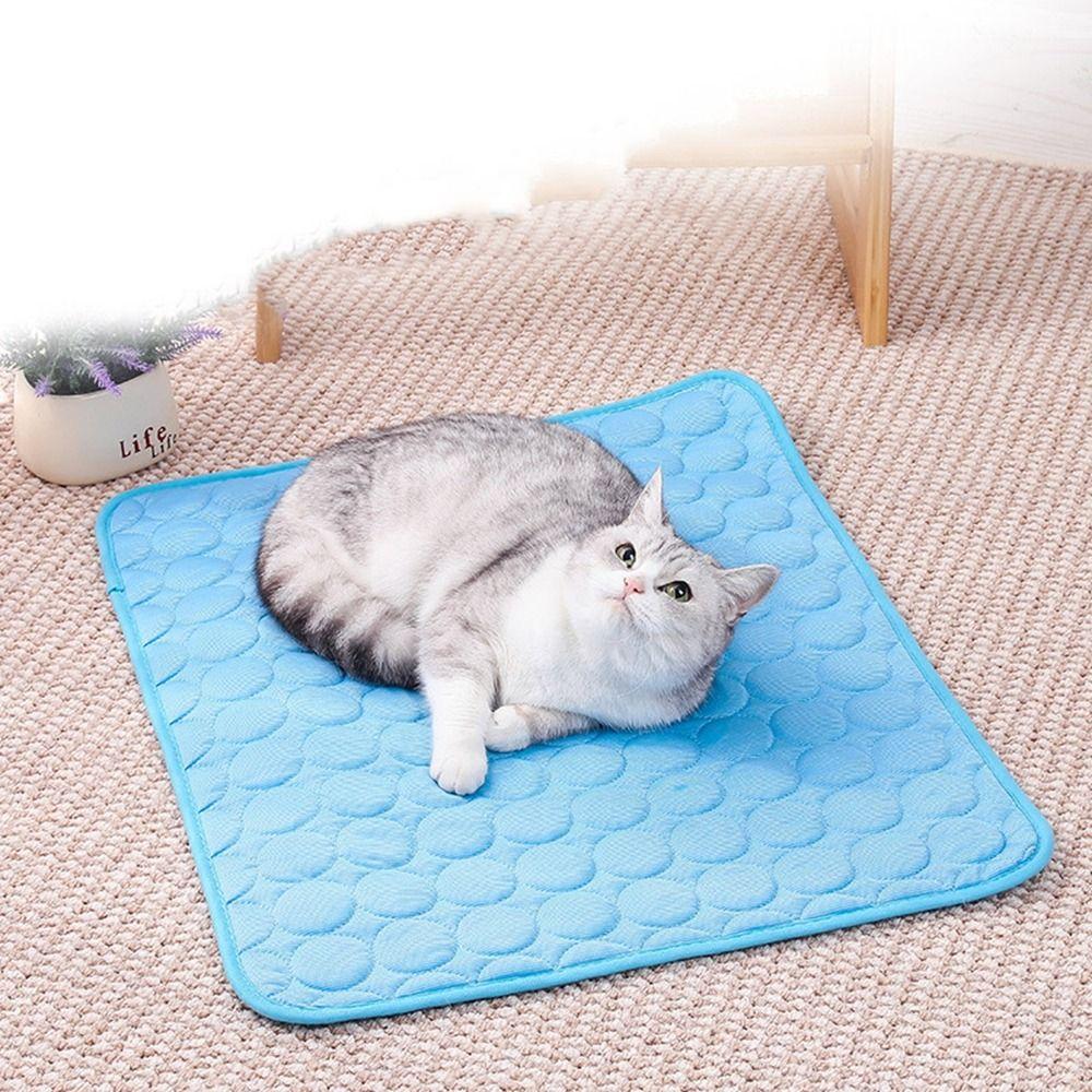 Breathable Pet Ice Pad Bite Resistant Dog Cooling Mat Dog Cooling Ice Pad for Dogs Cats