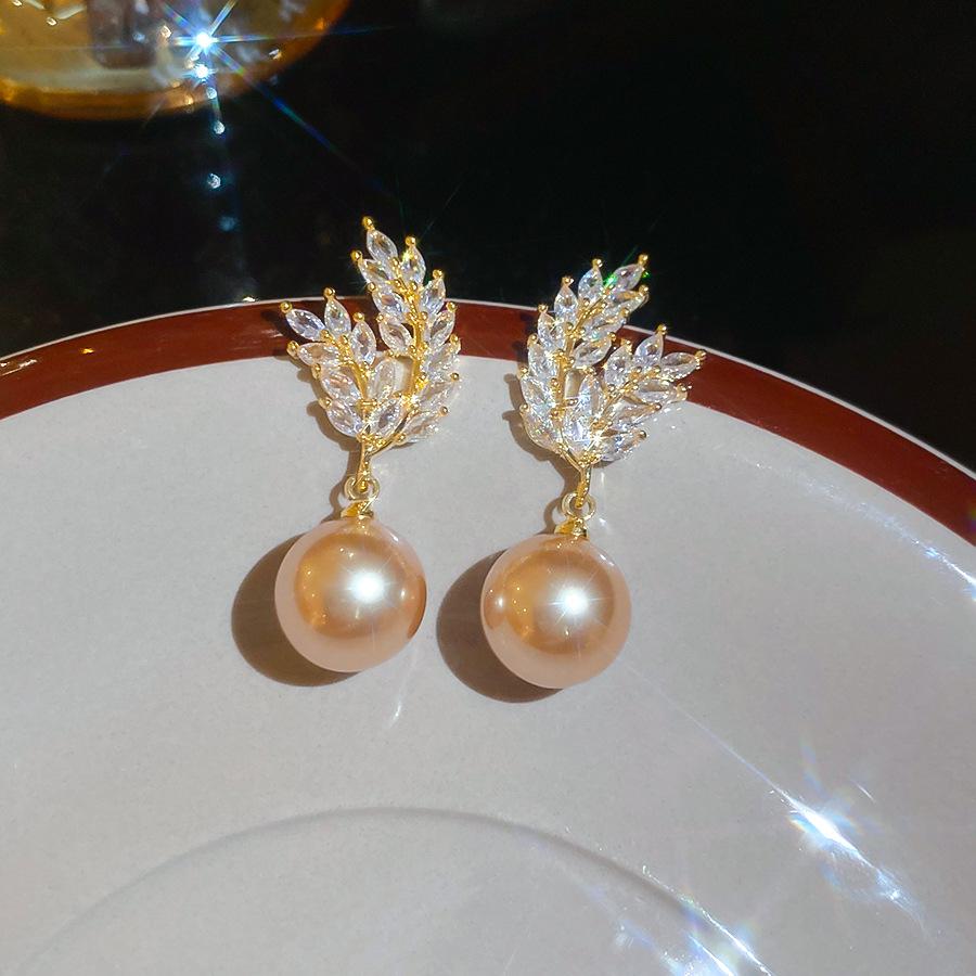 Позолоченные серьги-гвоздики с жемчугом в виде колоска Французский темперамент серьги легкая роскошь нишевые серьги женские