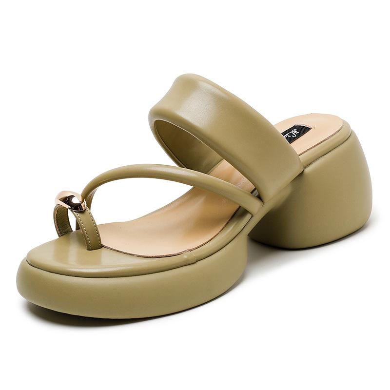 One-pedal sandals women's summer new thick-soled round head cover toe wear slippers beach sandals
