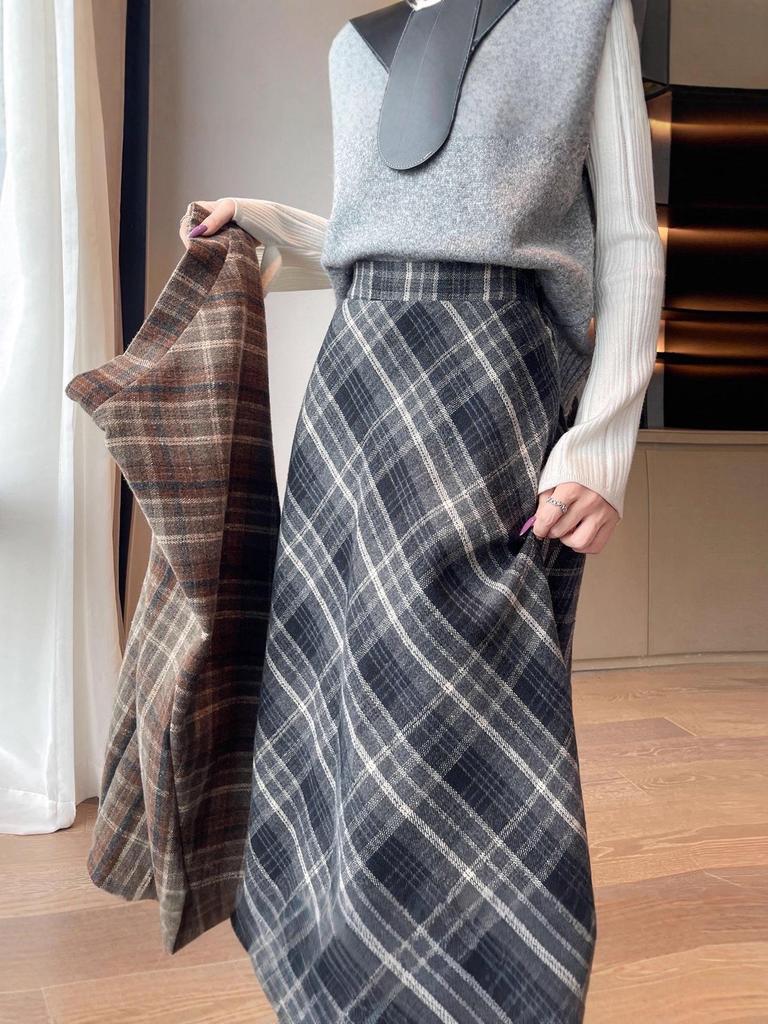 Women's High Waist Wool Plaid A-Line Skirt - Slimming, Mid-Length, Retro Style for Autumn/Winter