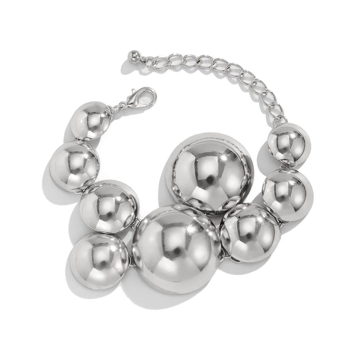 

Fashion Texture Metal Smooth Round Pendant Necklace, Design Sense Heavy Industry Chain Collarbone Necklace