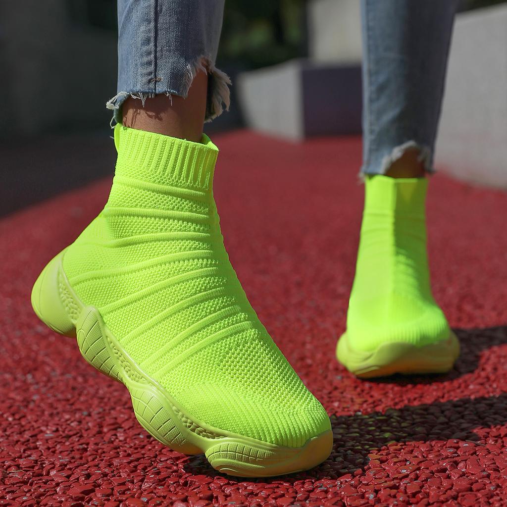 Women Fashion Unisex Breathable Brand Casual Sneakers Men Black Socks Sneakers Men Slip on High Sports Shoes