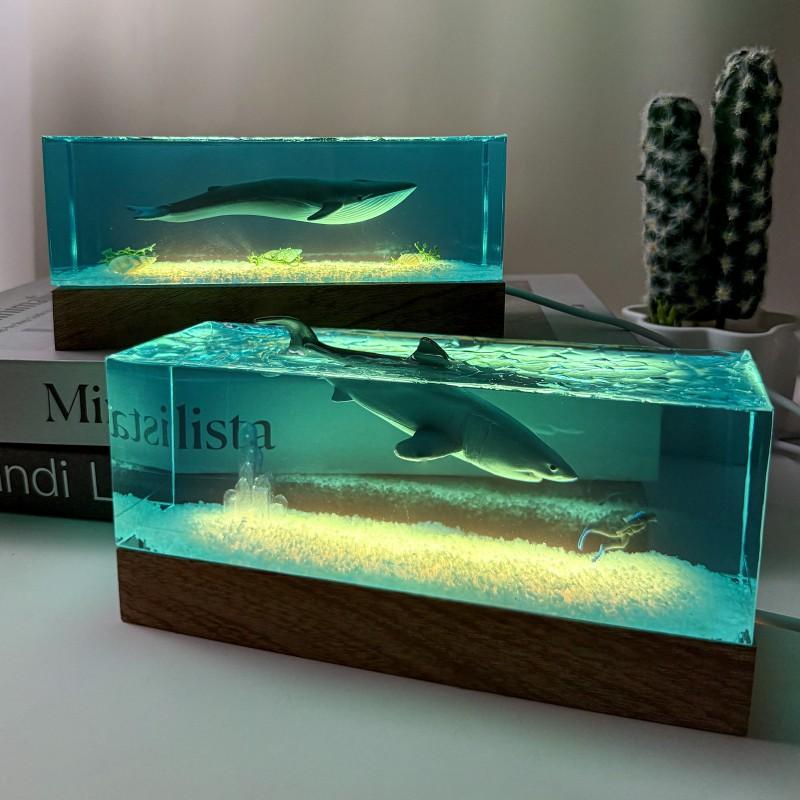 Resin Whale Desktop Decor Minimalist Home Office Ornament Gift Friends Birthday Christmas