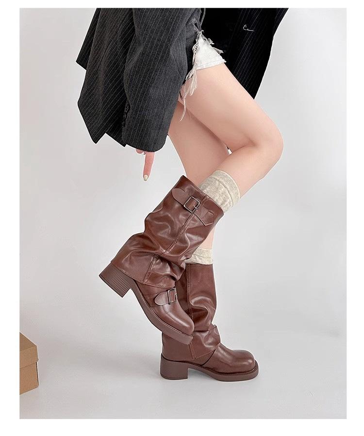 

Retro style round head sleeve trouser tube boots women s belt buckle 2025 autumn and winter fold stack boots Martin boots fashion boots 40 коричневый