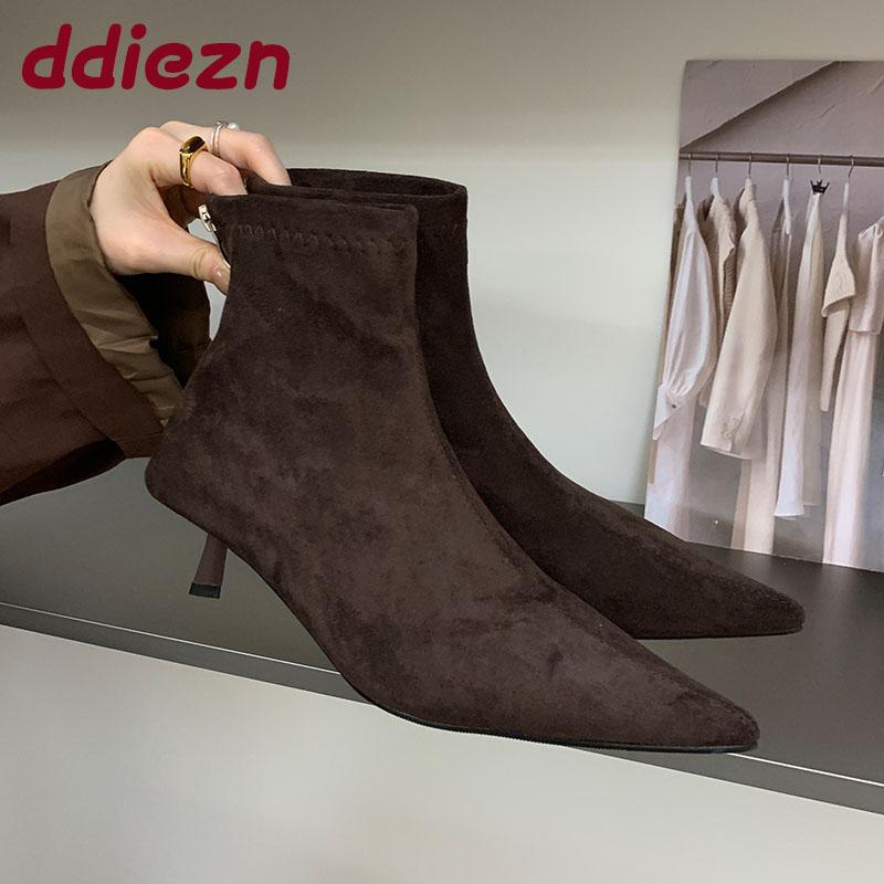 Fashion Pointed Toe Footwear Low Heel Ladies Ankle Modern Boots Female Zippers Fashion Flock Women Short Boots Pumps Shoes