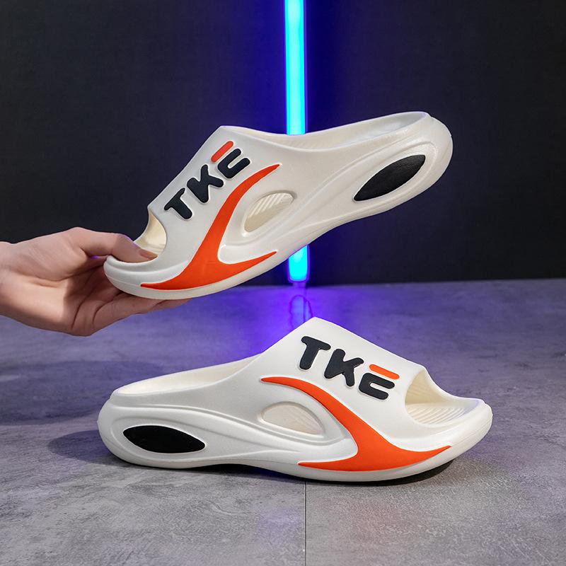 

New slippers men s durable summer bathroom non-slip home thick bottom men s cold slippers 40-41