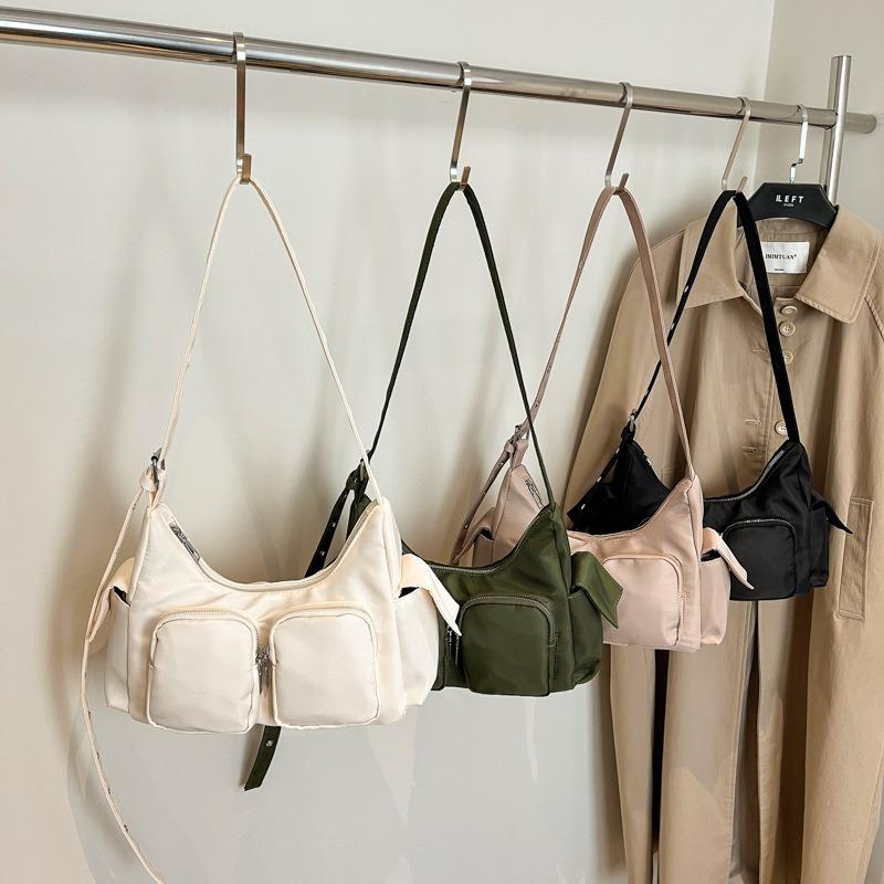 Premium Multipocket Locomotive Armpit Bag Women's Spring New Simple Casual Versatile Shoulder Messenger Bag